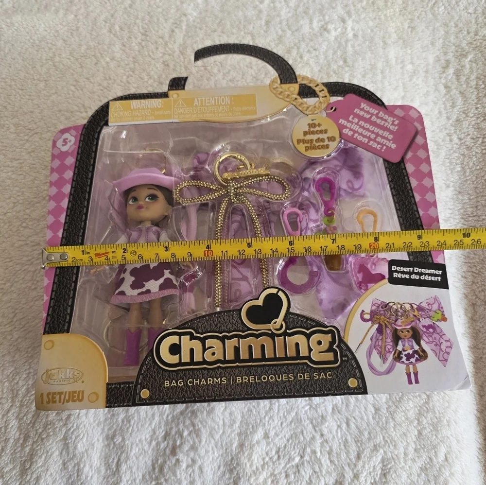 New Trending Charming Bag Charms Desert Dreamer Set Doll & Accessories, age 5+